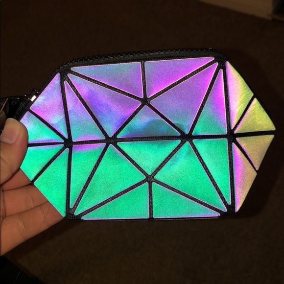 Reflective mini makeup bag - Picture 2 of 3